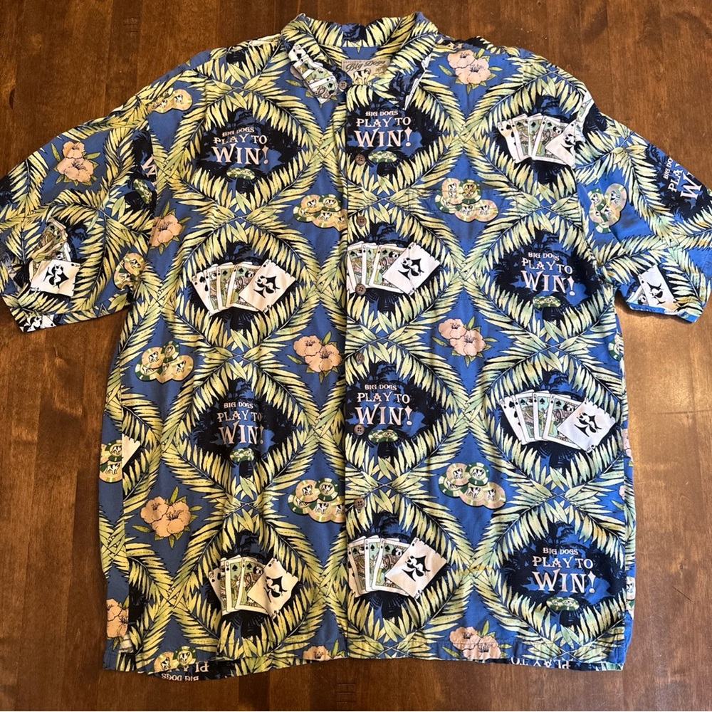Big Dogs Camp Shirt Mens Large Playing Cards Poker Chips Floral Hawaiian‎ Resort